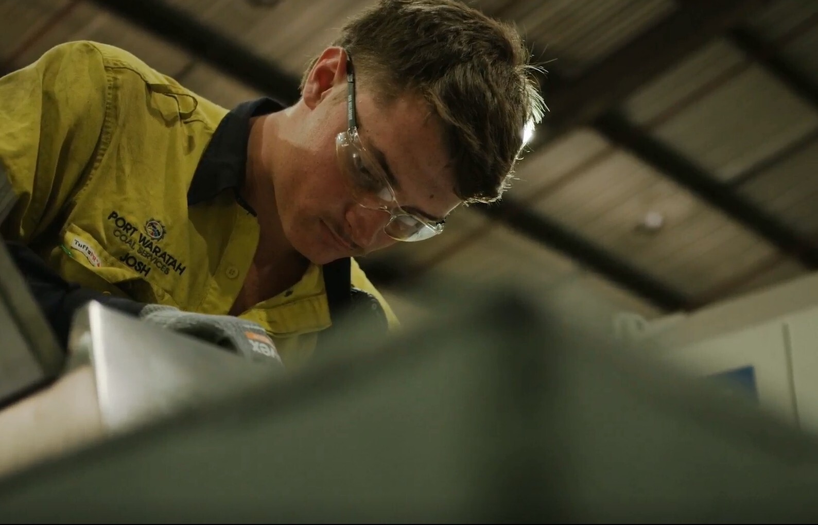 Port Waratah apprentice Josh working on site